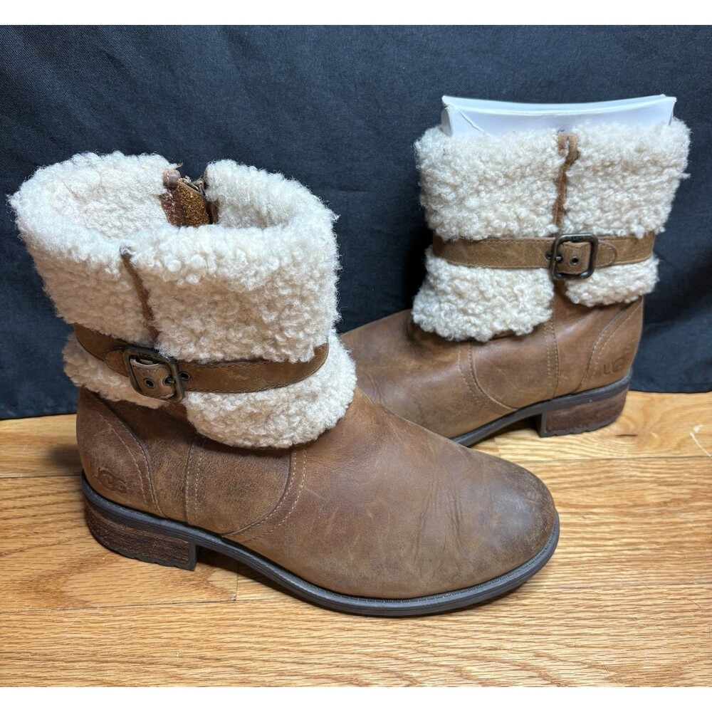UGG Womens Boots 1008220 Blayre II Light Chestnut Size US 9.5 Buckle Sherpa